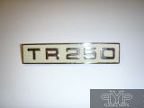 Emblem / Schriftzug TR250 auf Kofferraumdeckel, TR250